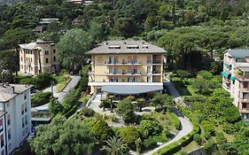 Villa Adriana 3*